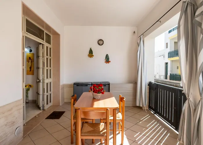 11 - Centro Holiday home